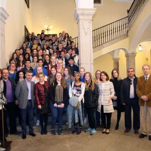 ilagros Tolón recibe a los participantes del programa de intercambio “Erasmus+”, en el que participa  el “Divina Pastora”