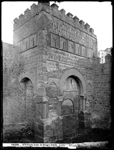 04-LAURENT - 0017 Bis - Puerta árabe de Bisagra lodada