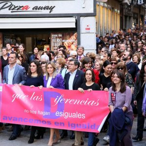 a alcaldesa ensalza, en una jornada de reivindicación y homenaje, a las “mujeres anónimas que trabajaron por una igualdad real”