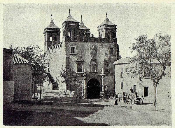 06-TRA-1927-248 - Puerta y plazuela del Cambrón