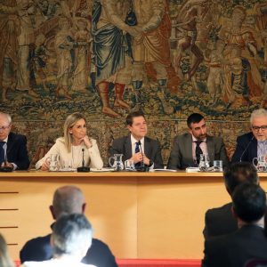 os mitos de la cultura judía en Toledo conforman el nuevo libro de José Ignacio Carmona, que ha presentado hoy la alcaldesa