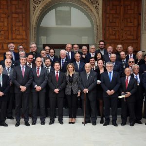 a alcaldesa anima a la Real Academia a seguir trabajando para “conservar el espíritu toledano y encauzar su porvenir”