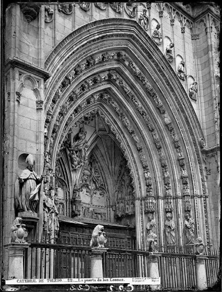 15-LAURENT - 0022 - Catedral de Toledo_La puerta de los Leones_1