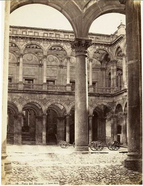 22-LAURENT - 0010 - Patio del Alcázar