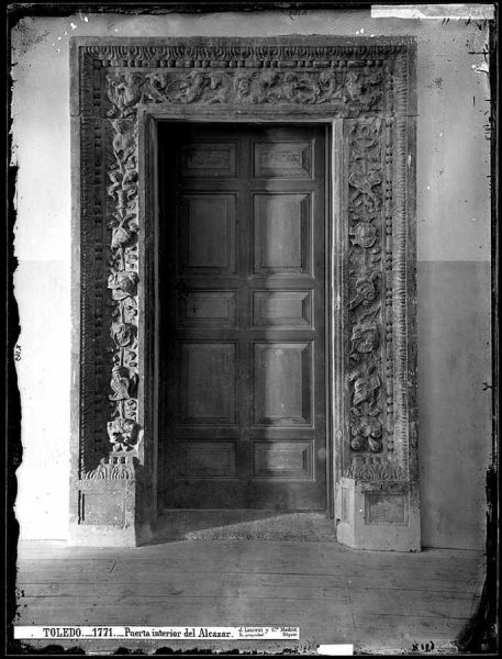 24-LAURENT - 1771 - Puerta interior del Alcázar