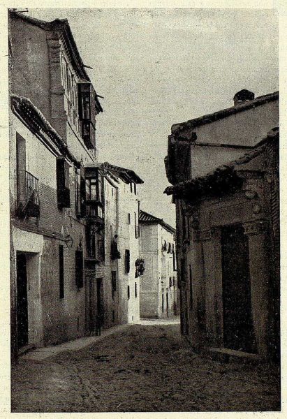 24-TRA-1928-254 - Calle de Santa Úrsula