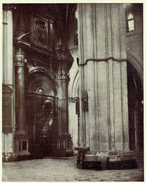 32-TRA-1928-252 - Catedral, capilla del Sagrario