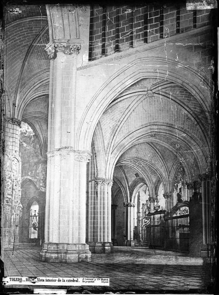 37-LAURENT - 1013 - Vista interior de la Catedral