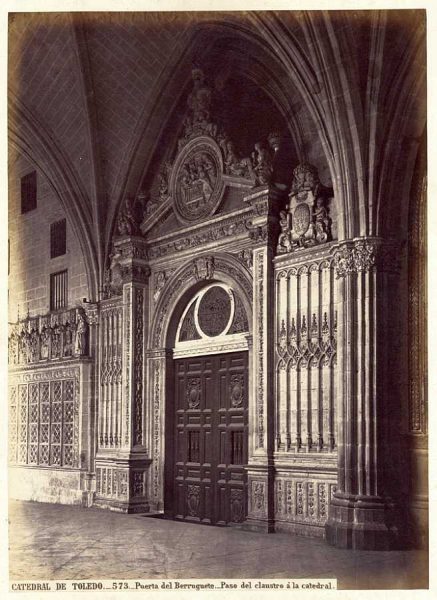 46-LAURENT - 0573 - Catedral de Toledo_Puerta del Berruguete_Paso del claustro a la catedral