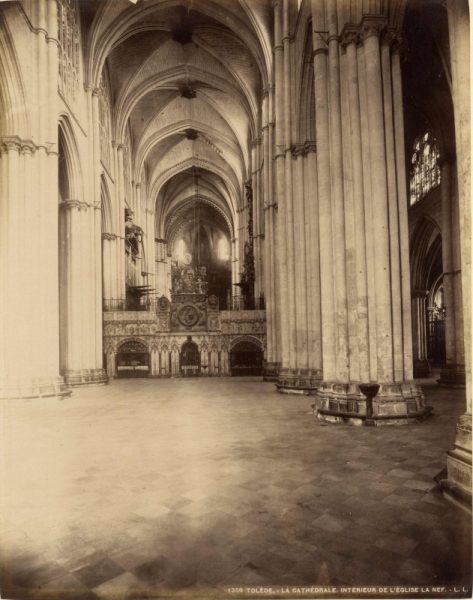 LEON - LEVY - 1358 - La Catedral - Interior de la iglesia - La nave [1]