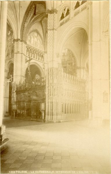 LEON - LEVY - 1368 - La Catedral - Interior de la iglesia