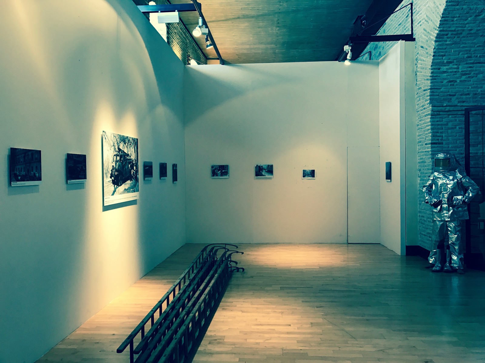 Montaje exposición 153 años Bomberos de Toledo30 años Pablo Carrasco (36)