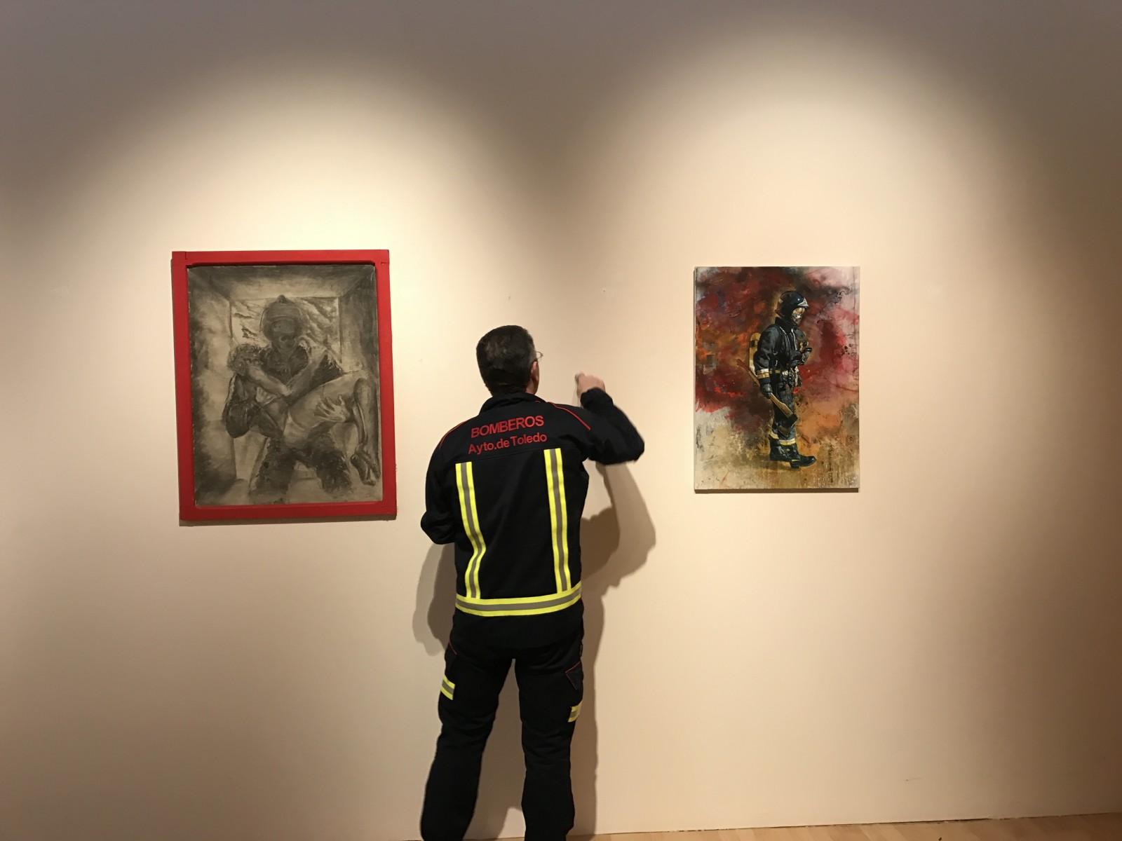 Montaje exposición 153 años Bomberos de Toledo30 años Pablo Carrasco (41)