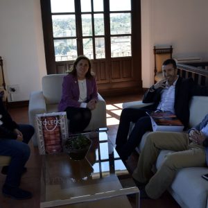 epresentantes de una universidad chilena visitan el Ayuntamiento interesados por la gestión del Año Gastronómico