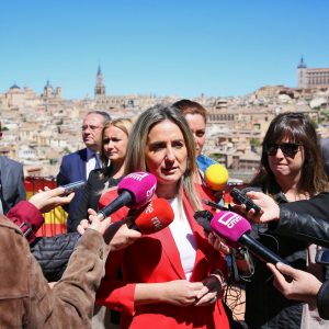 a alcaldesa anuncia que los cuatro nuevos talleres de empleo municipales, que darán trabajo a 40 personas desempleadas, empezarán mañana