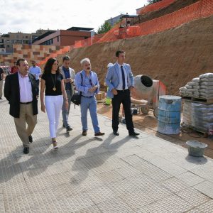 l Ayuntamiento remodela el talud anexo al centro de salud Buenavista para evitar movimientos de tierra y mejorar su estética