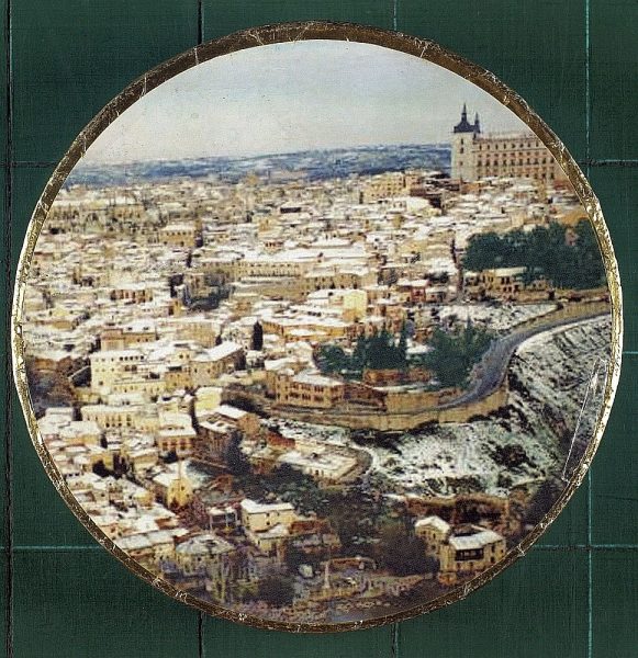 42 - Caja de mazapán de Toledo