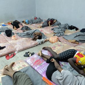 ragedia en el Sahara: Más de 40 migrantes mueren de sed y calor