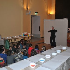 Toledo en tus manos’ se despide hasta el otoño con un nuevo taller artístico infantil dedicado a la tira cómica