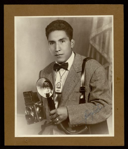 00 - Retrato del fotógrafo Justino Ramos