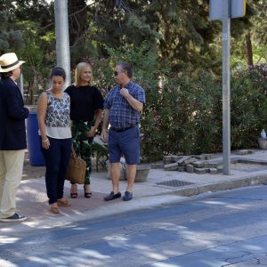 l Consistorio realiza arreglos de accesibilidad y albañilería y labores de limpieza de zonas ajardinadas en Santa Bárbara