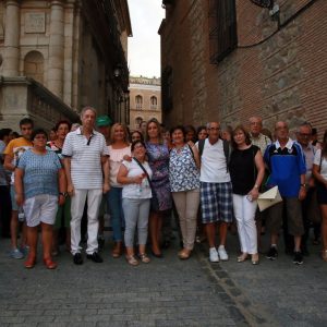 a alcaldesa y miembros de la Corporación participan en el acto inaugural de la Feria y Fiestas acompañados de APANAS