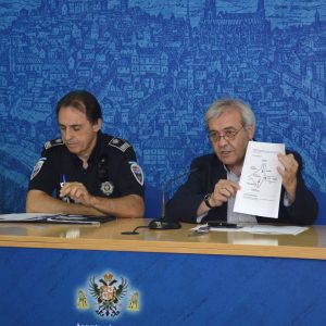l Ayuntamiento establece un dispositivo de seguridad que propone entradas y salidas diferenciadas para ver ‘Luz Toledo’