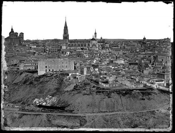 0025 - Vista general panorámica desde la Virgen del Val [sic, Valle]_4