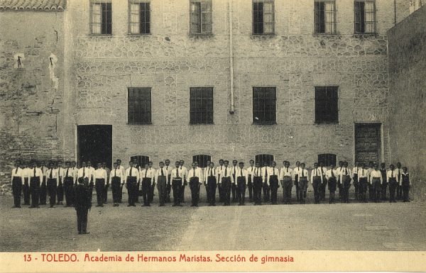 09746 - Academia de Hermanos Maristas. Sección de gimnasia