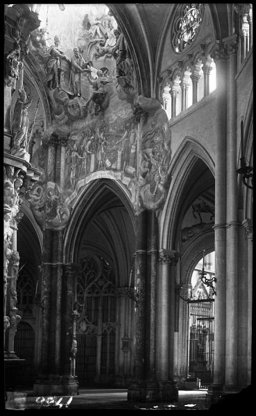 09941 - Catedral. Girola