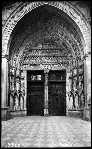 09960 - Catedral. Puerta del reloj