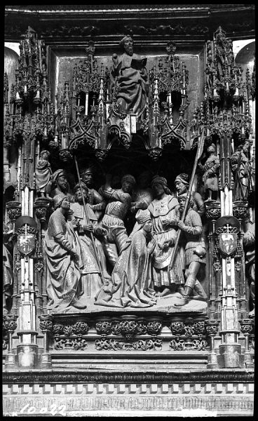 10022 - Catedral. Detalle del retablo del Altar Mayor