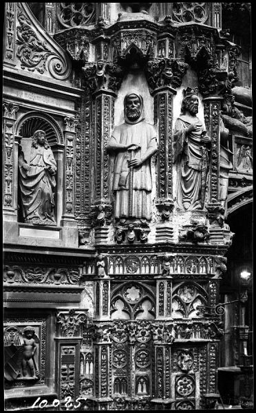 10025 - Catedral. Pilar del pastor de las Navas en la Capilla Mayor