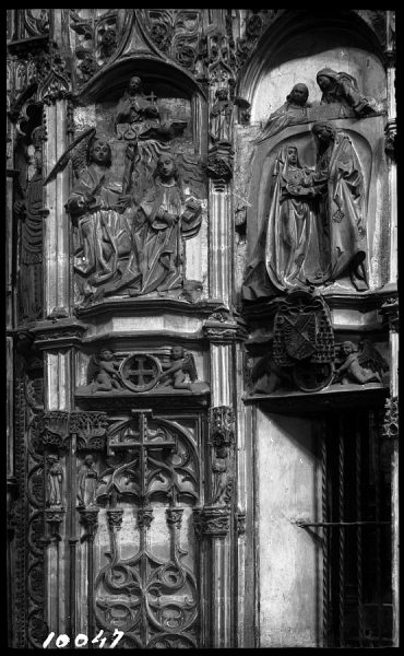 10047 - Catedral. Detalle de la entrada a la capilla del Santo Sepulcro