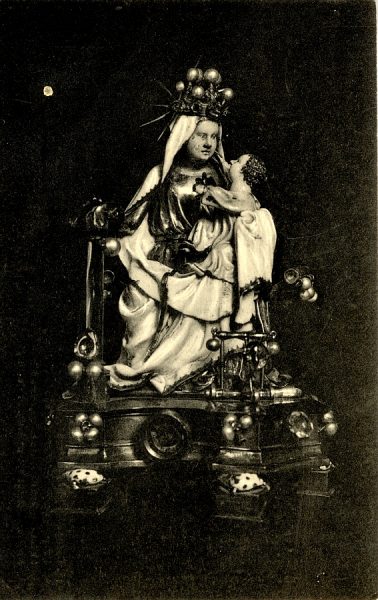 10501 - Catedral. Capilla de Reyes Nuevos. Estatua esmaltada de Nuestra Señora [Imagen de Santa Ana]. Siglo XV