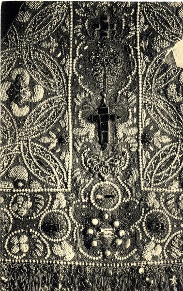 10566 - Catedral. Tesoro Mayor. Manto de perlas del Santo Niño. Vista parcial. Siglo XVII