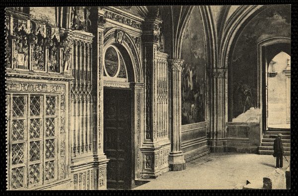 10767 - Catedral. Claustro. Vista parcial [puerta de la Presentación]. Siglo XIV