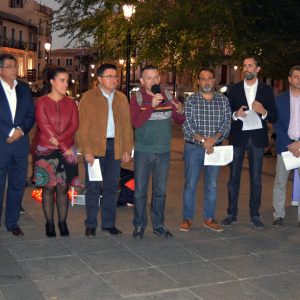 oncejales de la Corporación municipal se unen a la VII Rueda de Hombres contra la violencia machista en la plaza de Zocodover