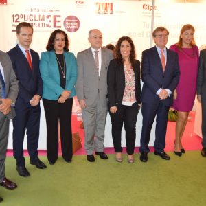l Ayuntamiento apoya a la Universidad regional en materia de empleo juvenil en el foro profesional que se celebra en Toledo