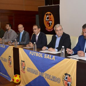 espaldo del Ayuntamiento al Club Deportivo ‘Ciudad de Toledo’ en la presentación de la nueva temporada