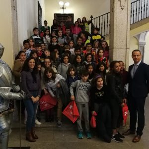 a Sala Capitular abre sus puertas a los escolares de la ciudad en la entrega de premios del concurso de dibujo ‘Misión Depuración’