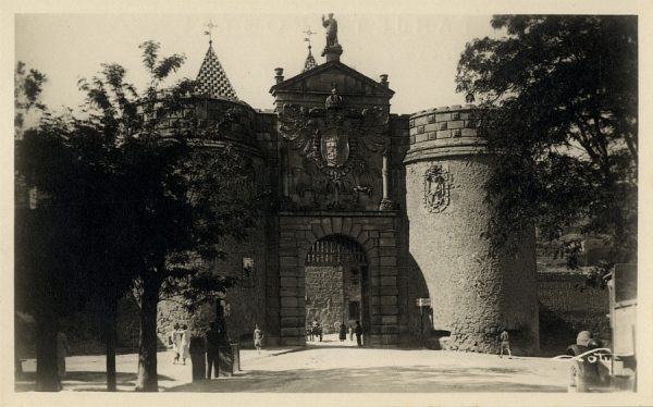 01 - Puerta de Bisagra