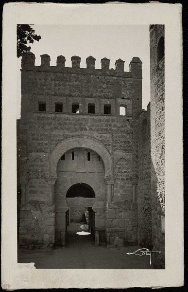 06 - Puerta de Bisagra vieja