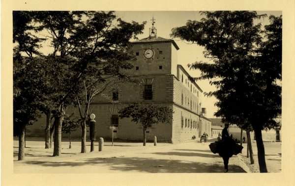 1 - Fachada del Hospital Tavera