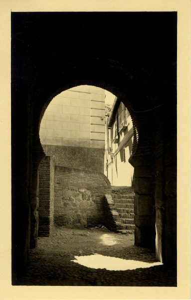 4 - Interior de la puerta de Alfonso VI