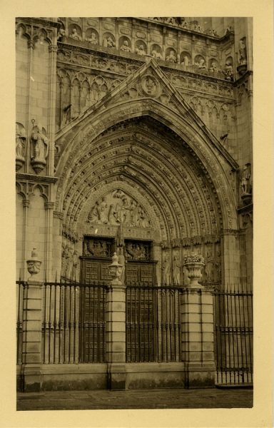 43100_AMT - Catedral. Puerta del Perdón