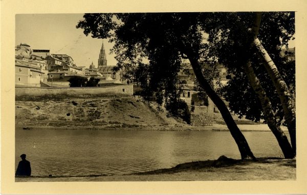 43165_AMT - Vista de la Catedral, barrio de los Tintes y Totrre del Hierro