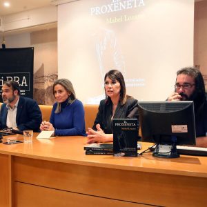 a alcaldesa destaca la labor de la cineasta toledana Mabel Lozano «activista por y para la igualdad» en la presentación de ‘El proxeneta’
