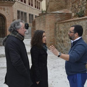 l callejón de San Lucas estrena pavimento con el que se mejora la entrada de escolares al colegio público ‘San Lucas y María’