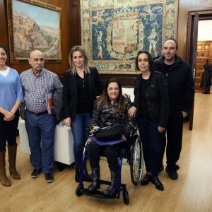 a alcaldesa se reúne con la asociación de vecinos ‘Puerta del Vado’ para escuchar sus principales demandas y necesidades